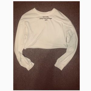 Graphic Crop Top Sweater from SheIn